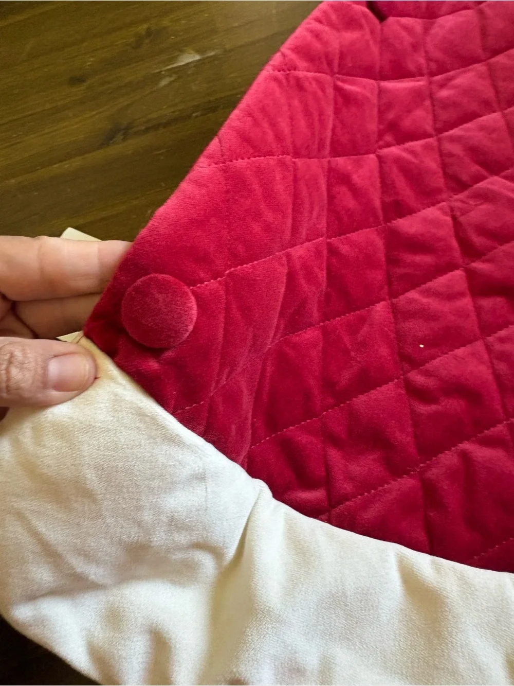 Pottery Barn Large 60 Inch Classic Tree Skirt Quilted Christmas Holiday Velvet